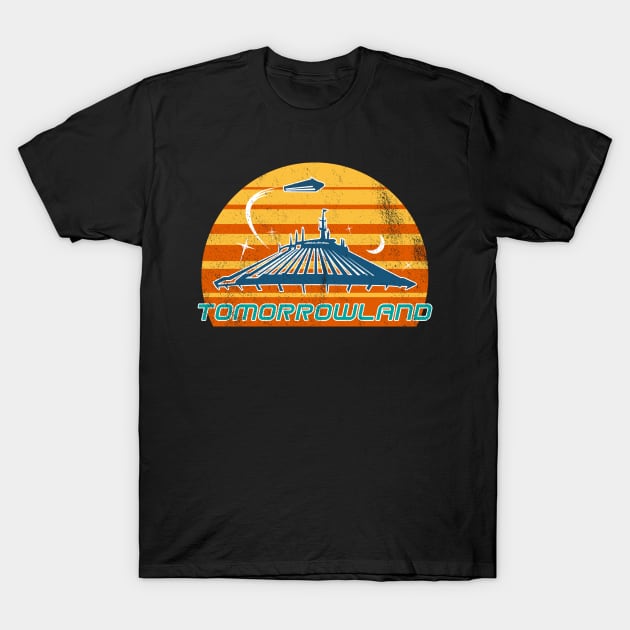 Tomorrowland / Space Mountain 70s Vintage Design (Distressed) T-Shirt by kruk